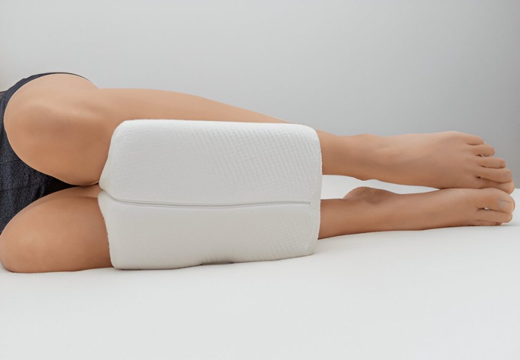 how to sleep with si joint pain